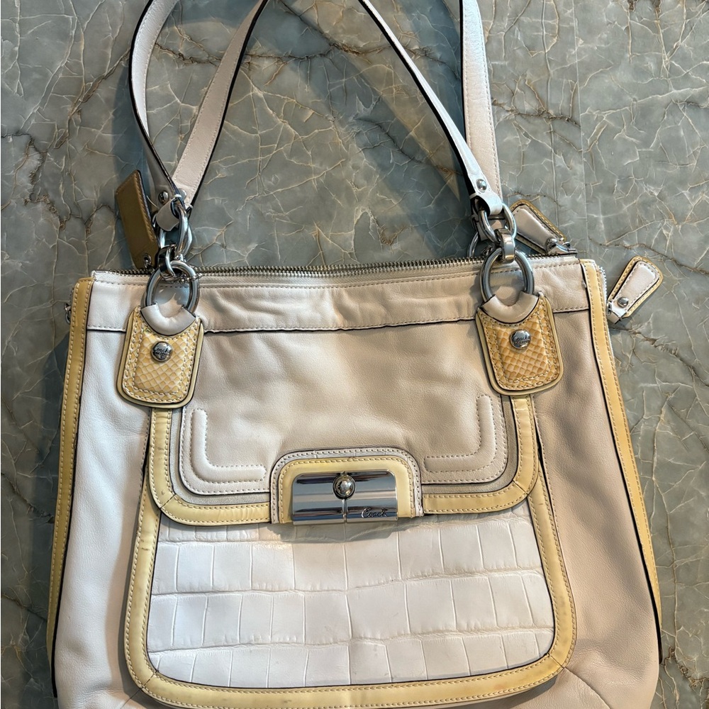 COACH KRISTIN SPECTATOR 18303 IVORY YELLOW LEATHER SHOULDER BAG EXPANDABLE SIDE